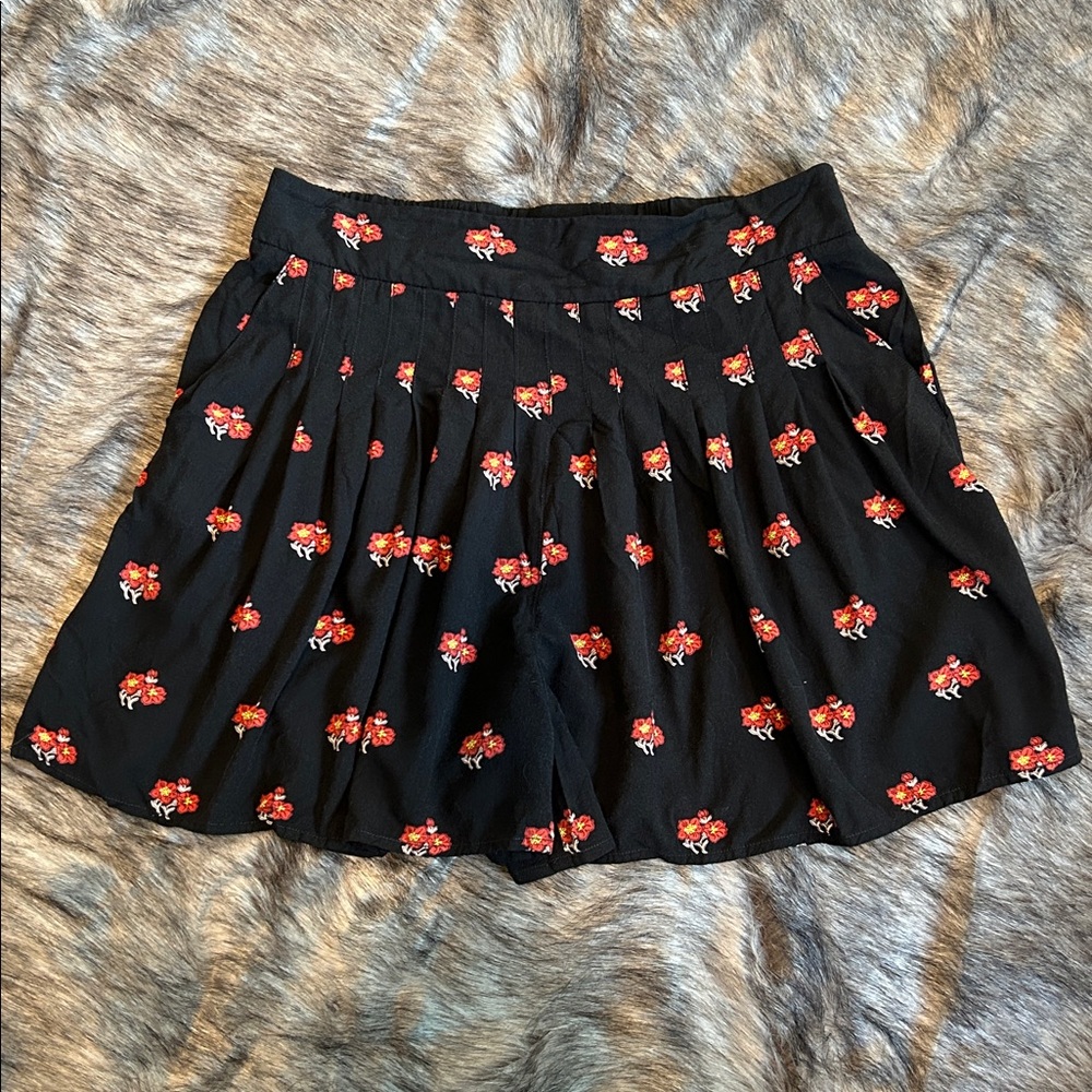 Maeve Anthropologie Pleated Front Shorts Floral Motif Flowy Women's Small - Picture 2 of 9